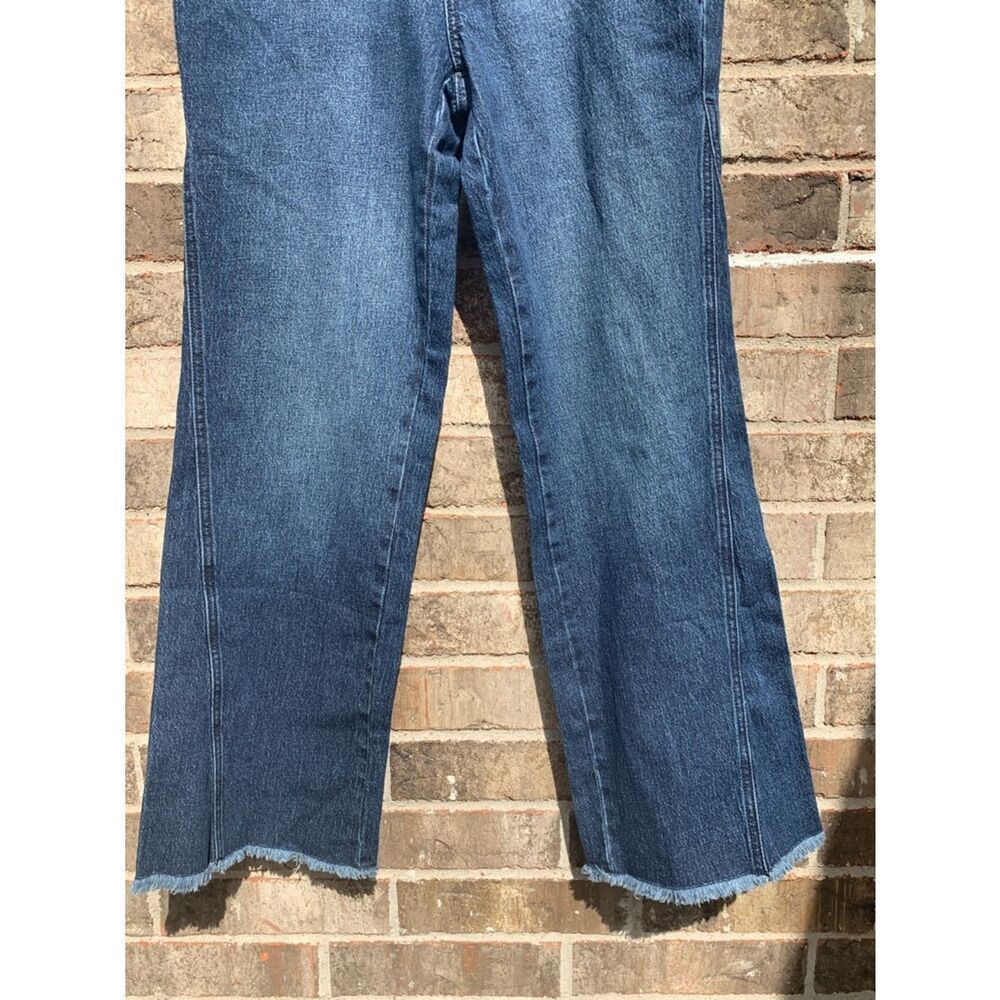 Take 50% OFF- Tim and Tru Women’s Dark Blue Jeans, Size-10 - Picture 4 of 11
